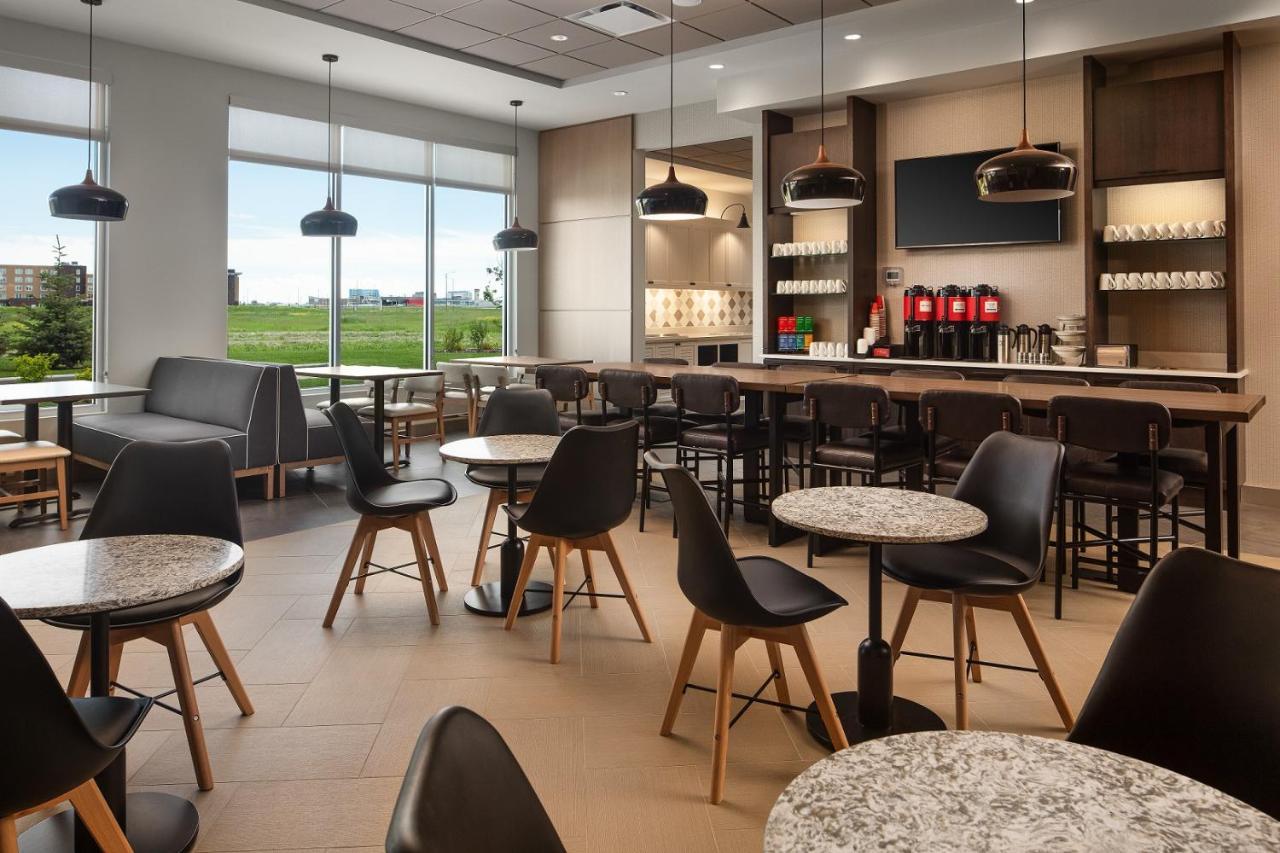 Hyatt Place Calgary Airport Εξωτερικό φωτογραφία