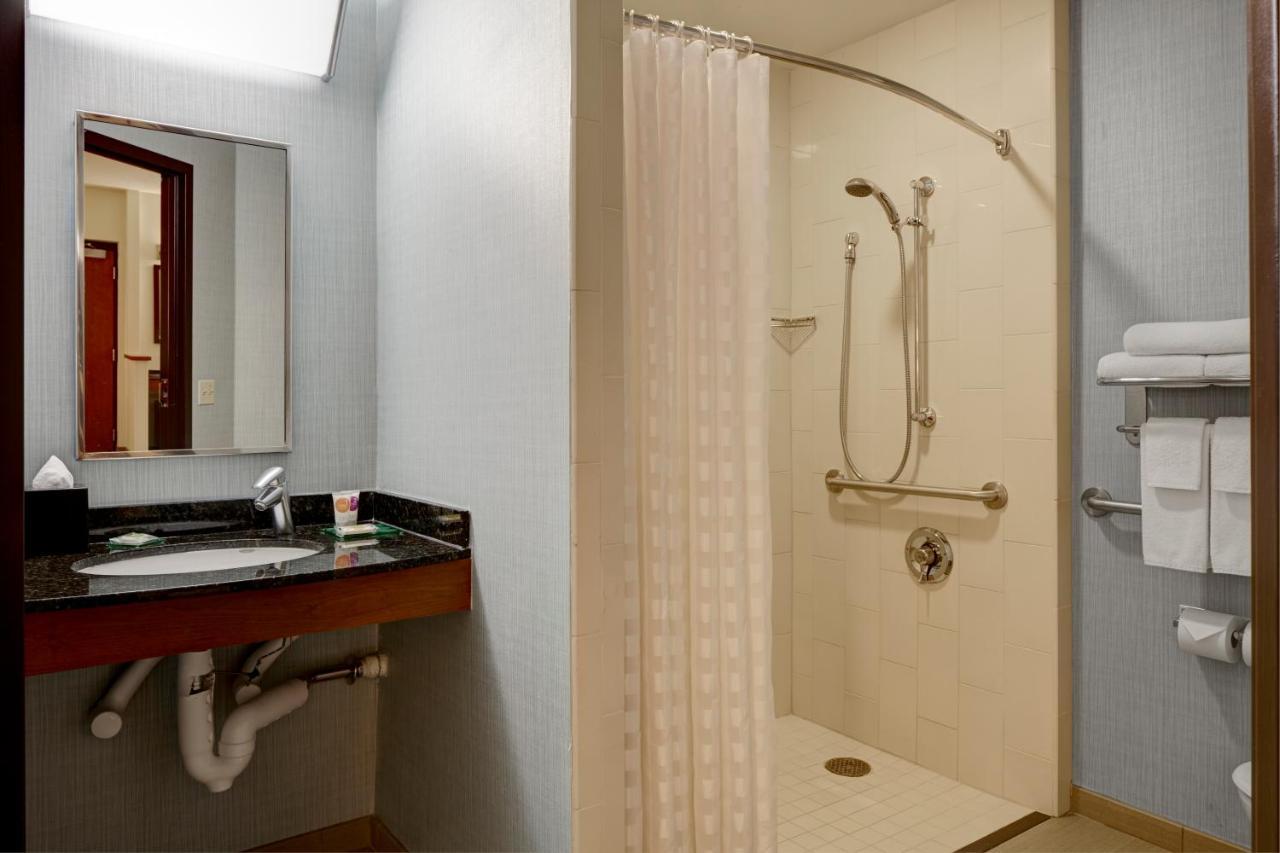 Hyatt Place Calgary Airport Εξωτερικό φωτογραφία