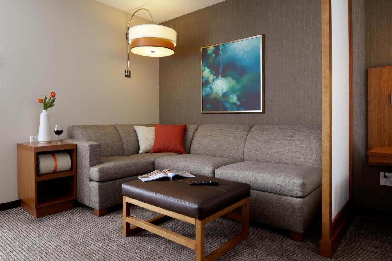 Hyatt Place Calgary Airport Εξωτερικό φωτογραφία